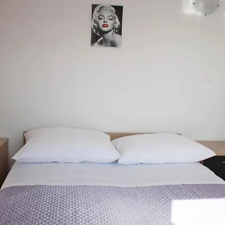 Apartment Luxury Lenka