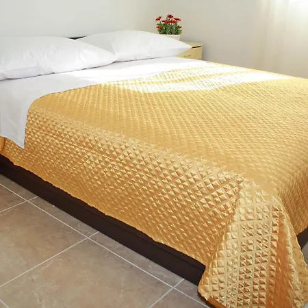 Luxury Lenka Podstrana
