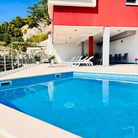 Apartment Luxury Lenka *