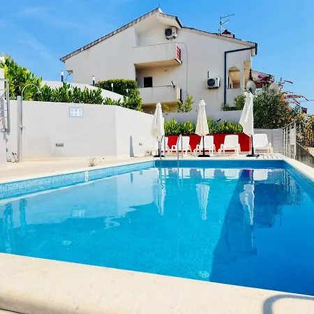 Luxury Lenka Apartment Podstrana